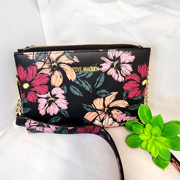 Steve Madden Black Floral Crossbody Bag 8.25"L x 6.25"H x 4.5"D; Chain-Strap 25" - Picture 2 of 6